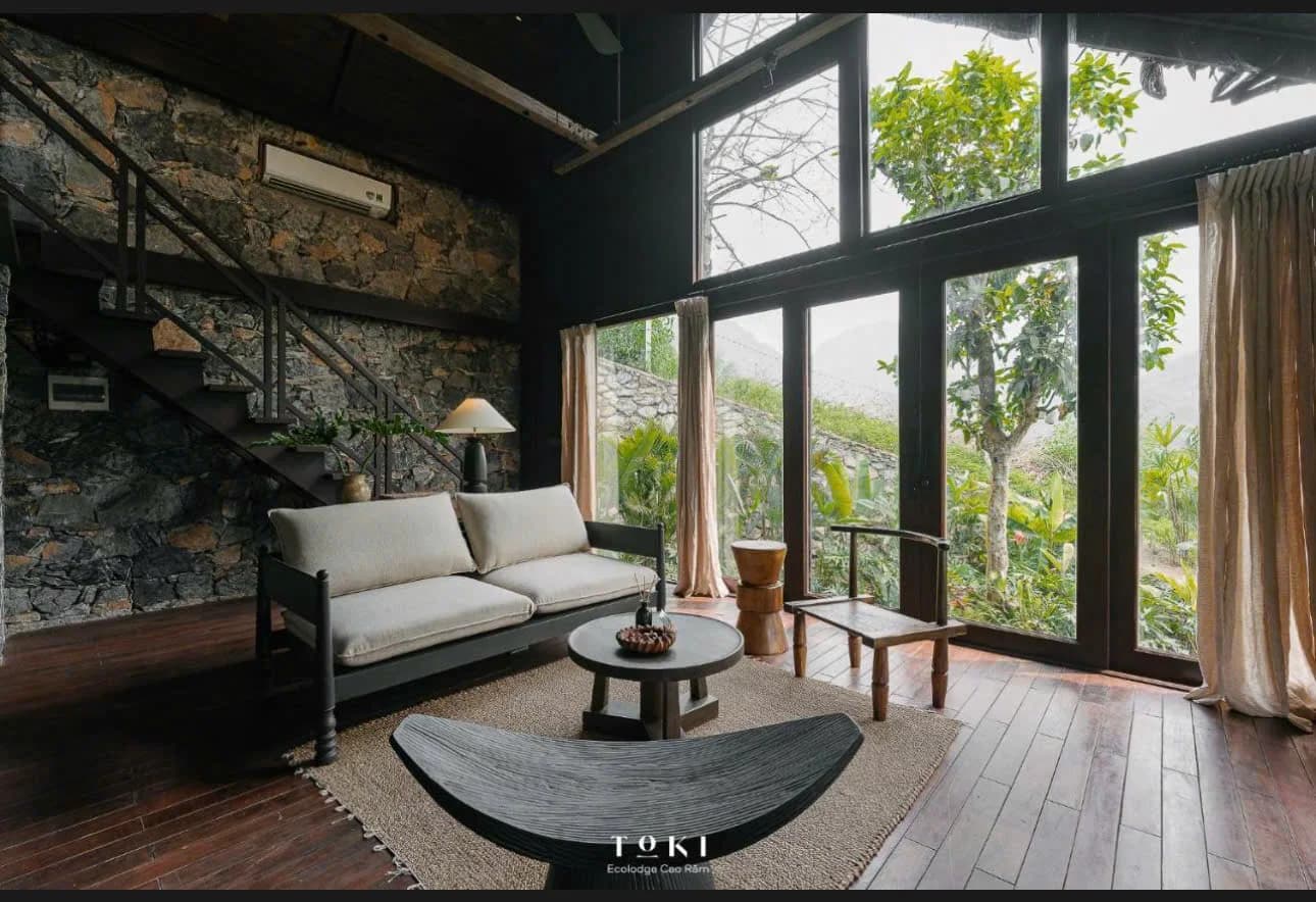 Toki Ecolodge — Ground-floor living room