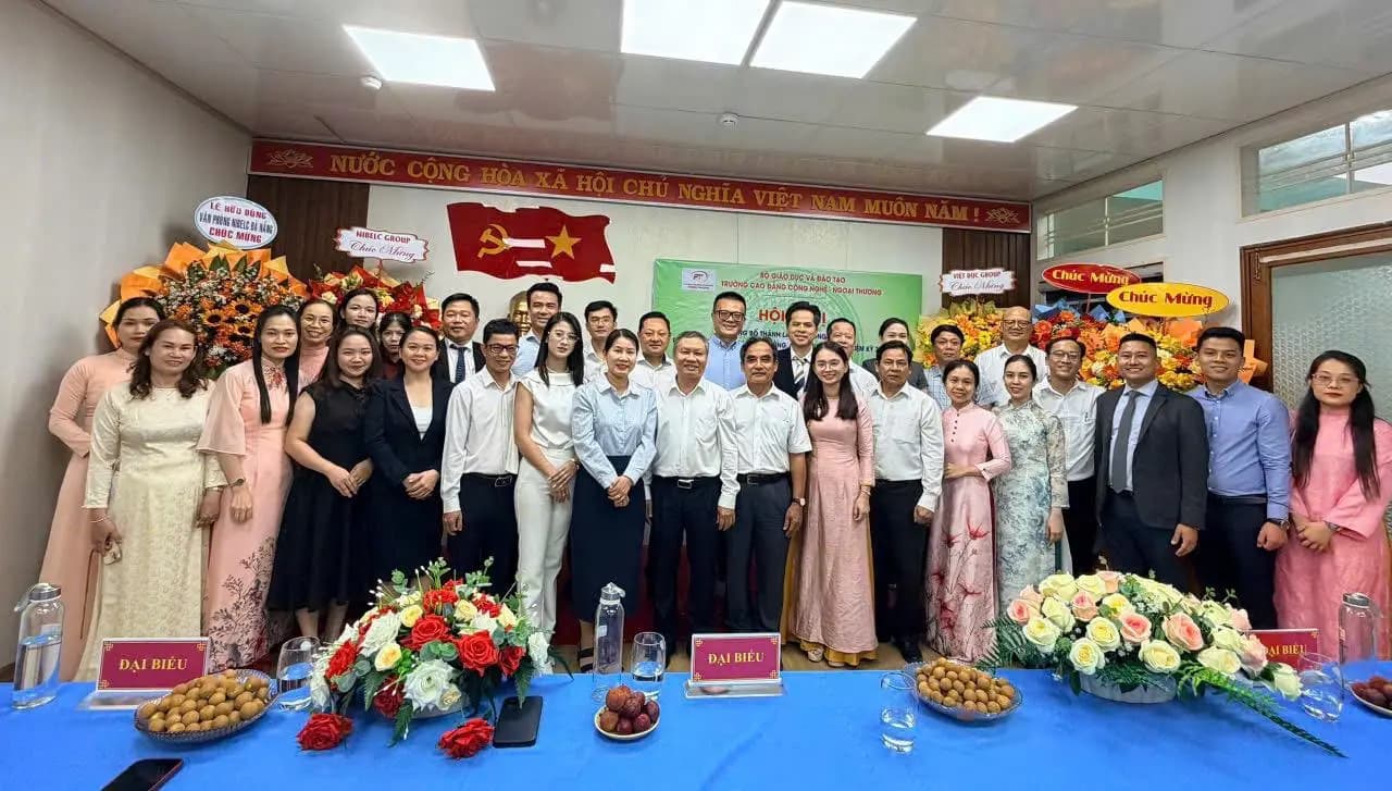 Ban lãnh đạo Việt Đức Group