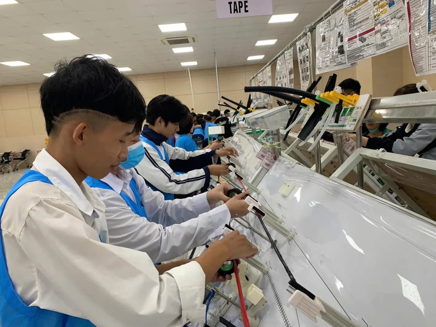 Xưởng cơ khí và điện tử