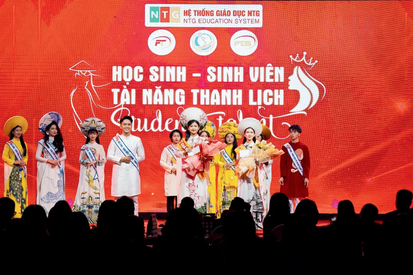 Đêm chung kết cuộc thi Học sinh – Sinh viên tài năng thanh lịch